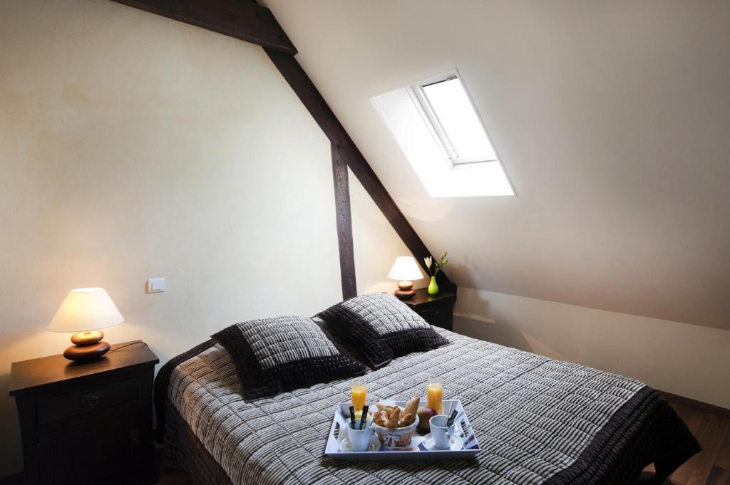 Logis Le Quai Fleuri Hotel Les Villages Voveens Room photo